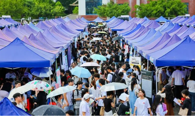 1729662752384006954.png image.png